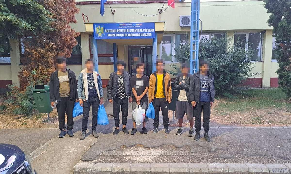 Румънски митничари преровиха български камиони, а отвътре изскочиха... СНИМКИ