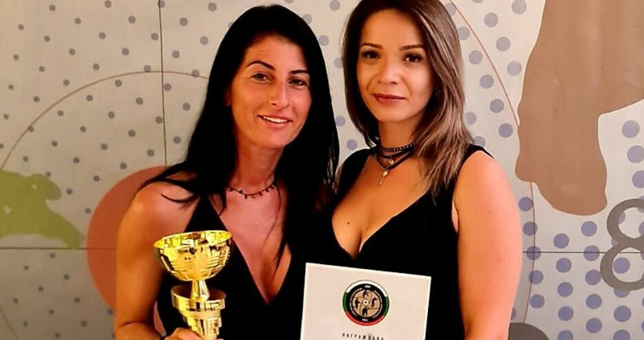 Всички говорят за тези красиви варненски полицайки и мерниците им