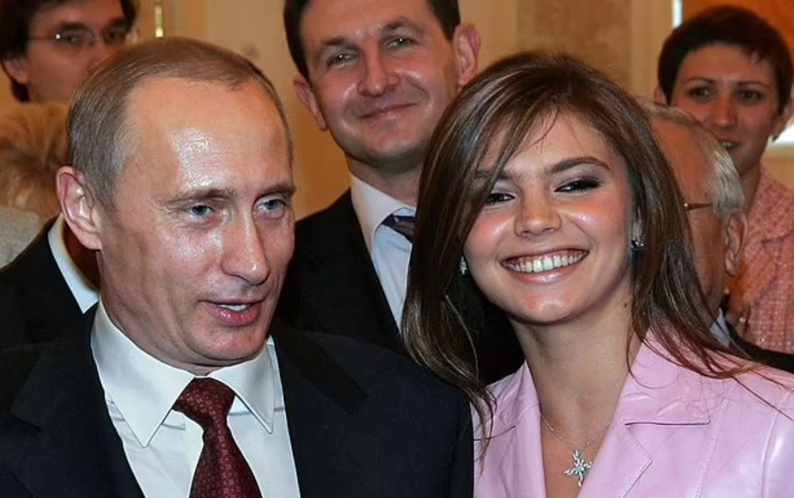Гореща мълва: Путин чака щерка до месеци, но вместо да се зарадва…