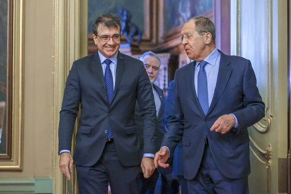 Една от най-големите страни определи Русия като стратегически партньор