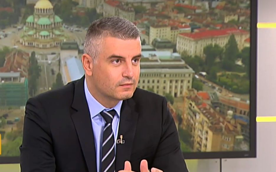 Депутат от ПП отхвърли идеята за таван на цените на горивата и постави условие на ИТН за коалиция 