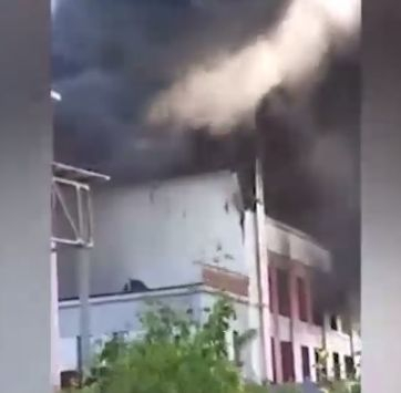 Руска ракета събуди Одеса, други шест убиха хора и удариха предприятие в Днипро ВИДЕО