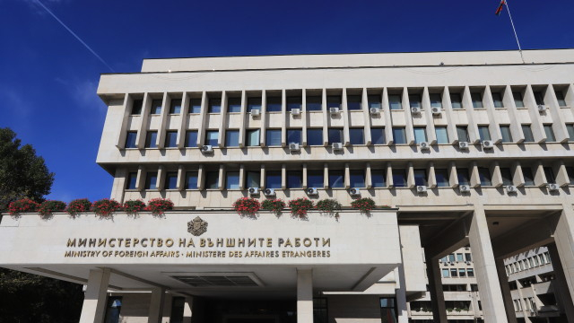 Ето какво ще се случи сега между София и Скопие, след приема на френското предложение от РСМ