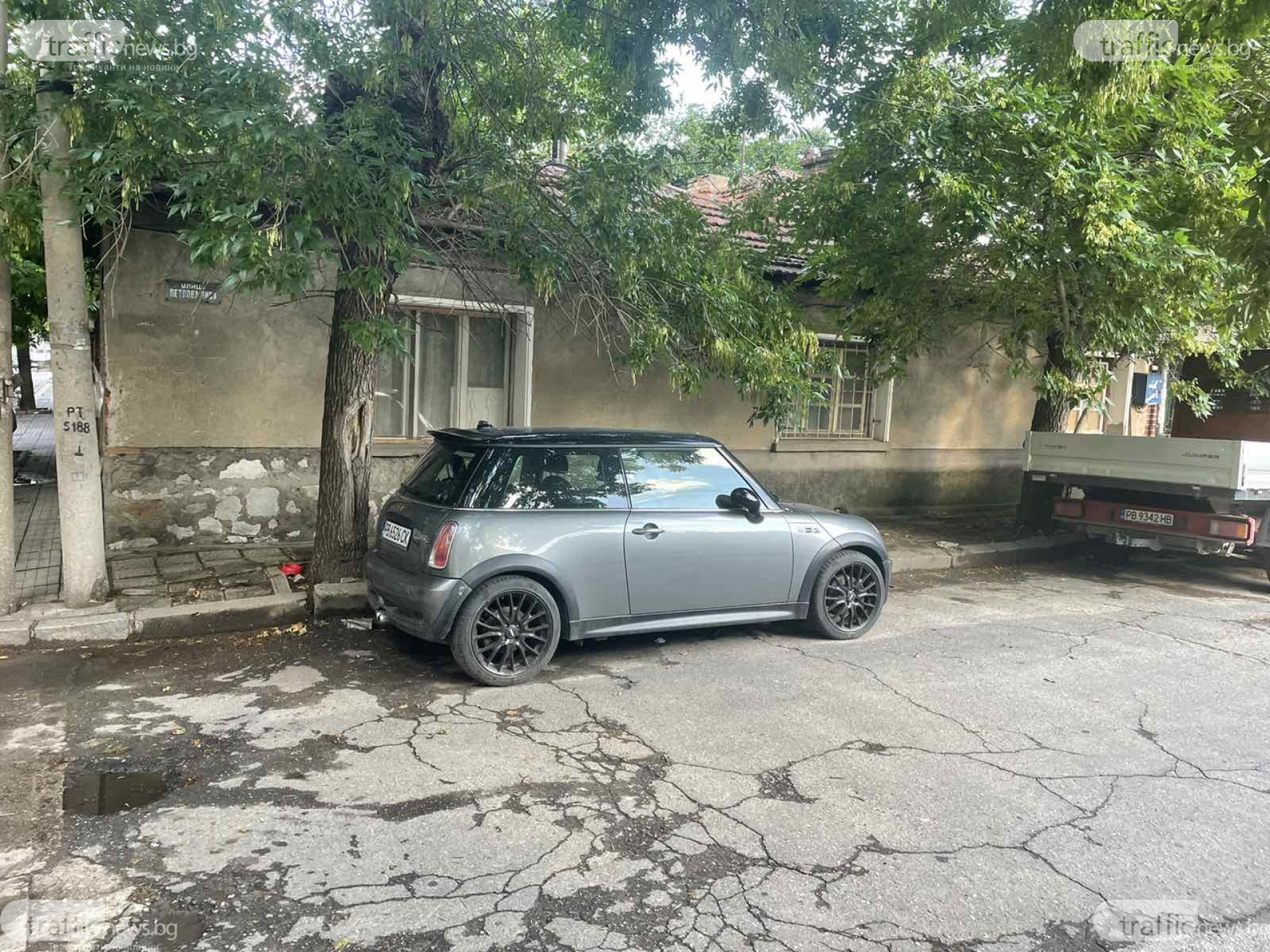 Тая руса пловдивчанка се взе за VIP! Хората пропищяха от изцепките й СНИМКИ