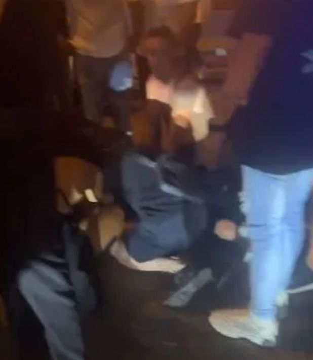 Стрелба в претъпкан с туристи испански курорт! Има жертва ВИДЕО