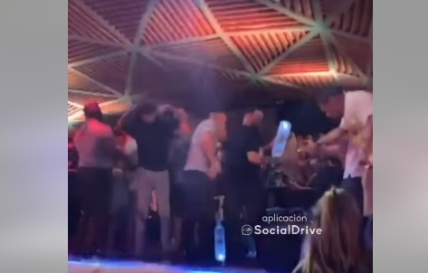 Кървава стрелба в нощен клуб в Марбея ВИДЕО 18+