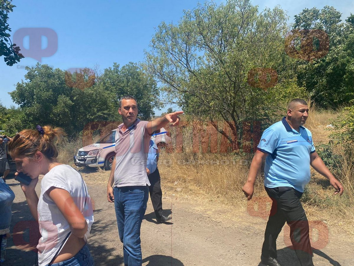 Огнен апокалипсис в Бургаско! Тече евакуация, кметът е в епицентъра на ужаса ВИДЕО