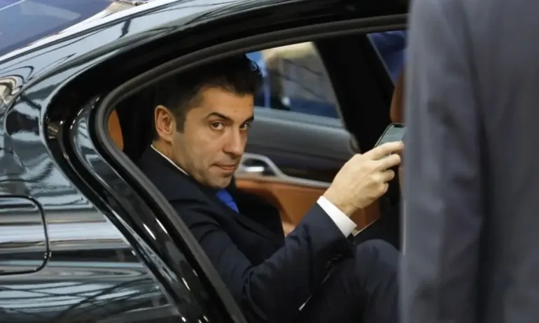Много неприятна изненада за Кирил Петков на АМ "Тракия"!