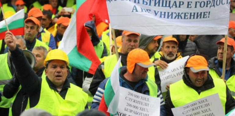 Пътищарите бесни: Чашата преля! Безсрочна блокада на държавата