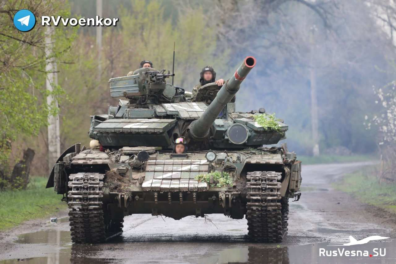 ВИДЕО от войната: Видяхме танкове, БТР-и и избягахме -  пленен украински боец разказва