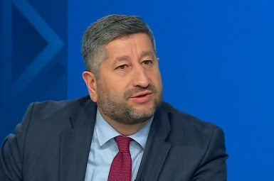 Иванов с нови оправдания за скандалния запис на ДБ