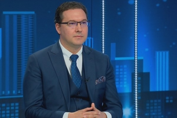 Даниел Митов разкри как да се отървем на 100% от руския газ