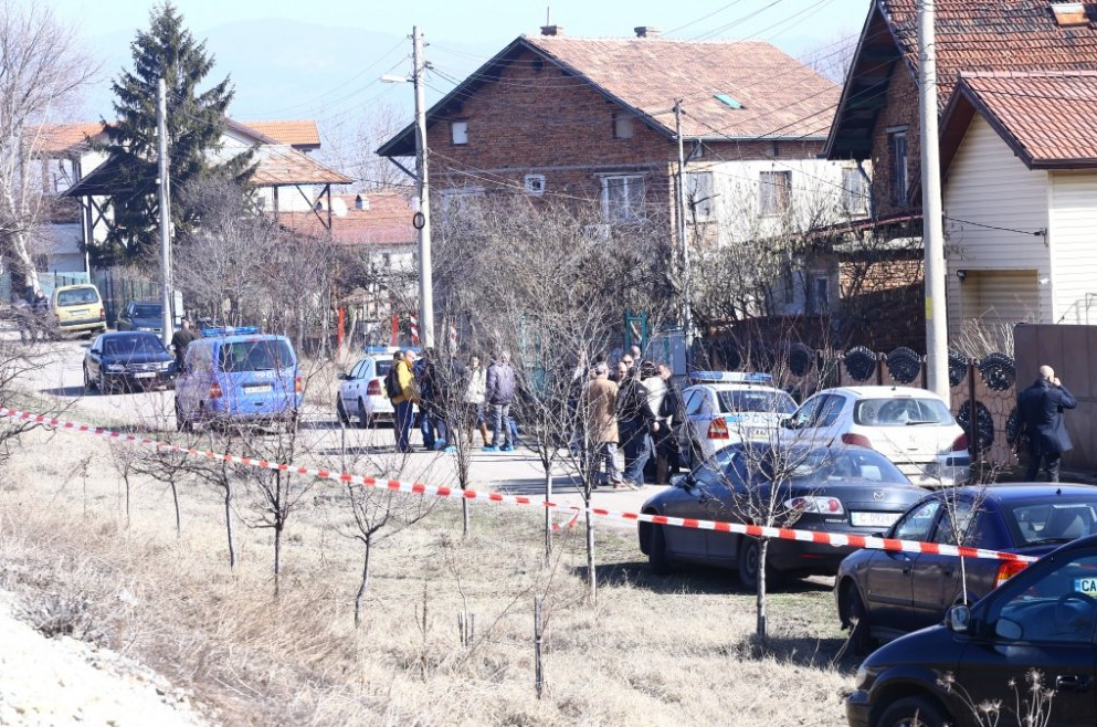 Убитият дядо Иван помагал на екзекуторите си, разбили му главата, защото...