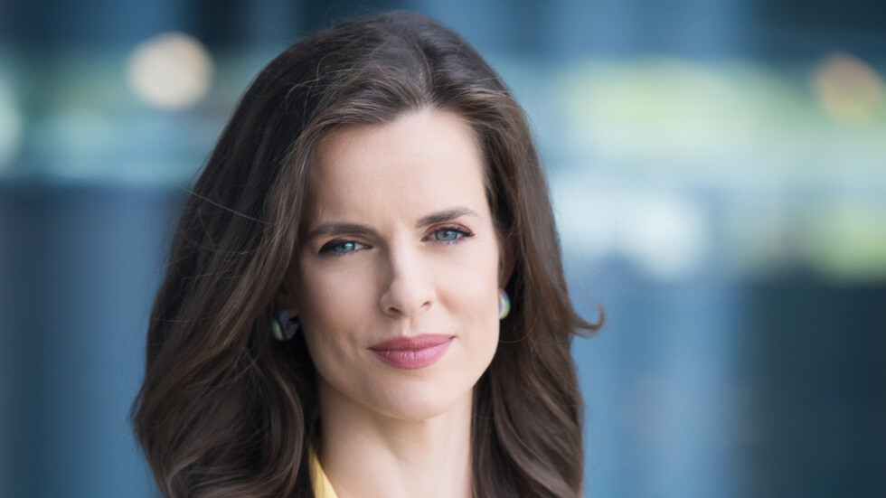 Стана ясно коя красавица на Нова тв ще смени бременната Марина Цекова СНИМКА