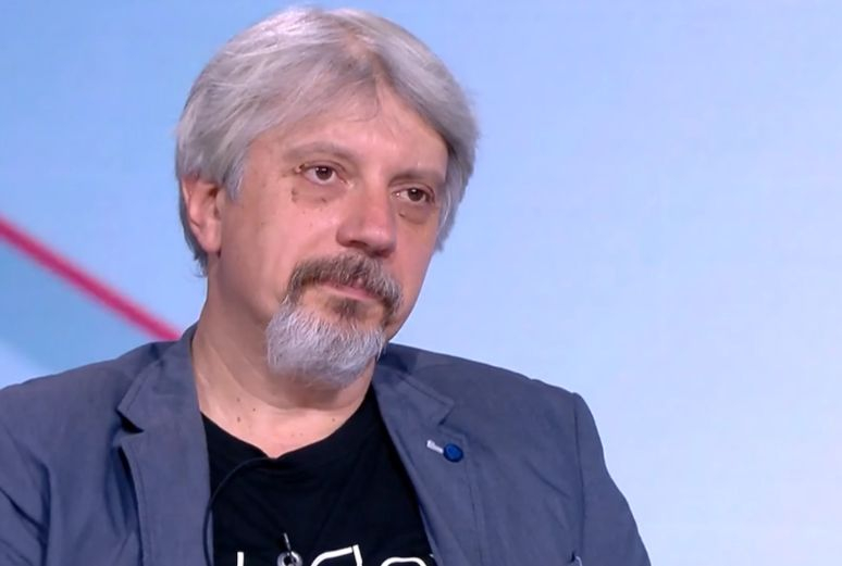 Проф. Витанов: В пика на вълната сме, следващата идва...