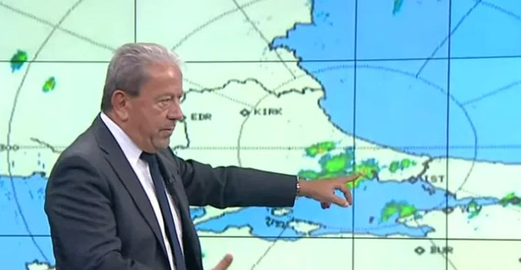 Потоп удави Истанбул! Апокалиптични СНИМКИ и ВИДЕО