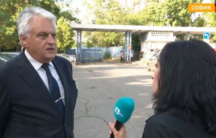 Атанасова с гневни думи заради Бойко Рашков и bTV репортерката Мариета Николаева