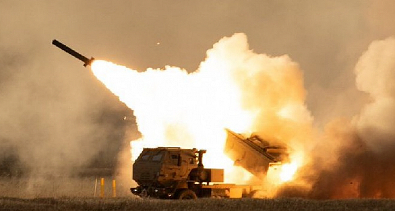 ВСУ пак обстрелва моста на Нова Каховка, този път с HIMARS