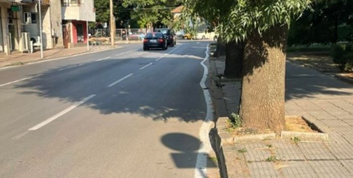 Пореден абсурд! Русенци в потрес от новата пътна маркировка СНИМКА