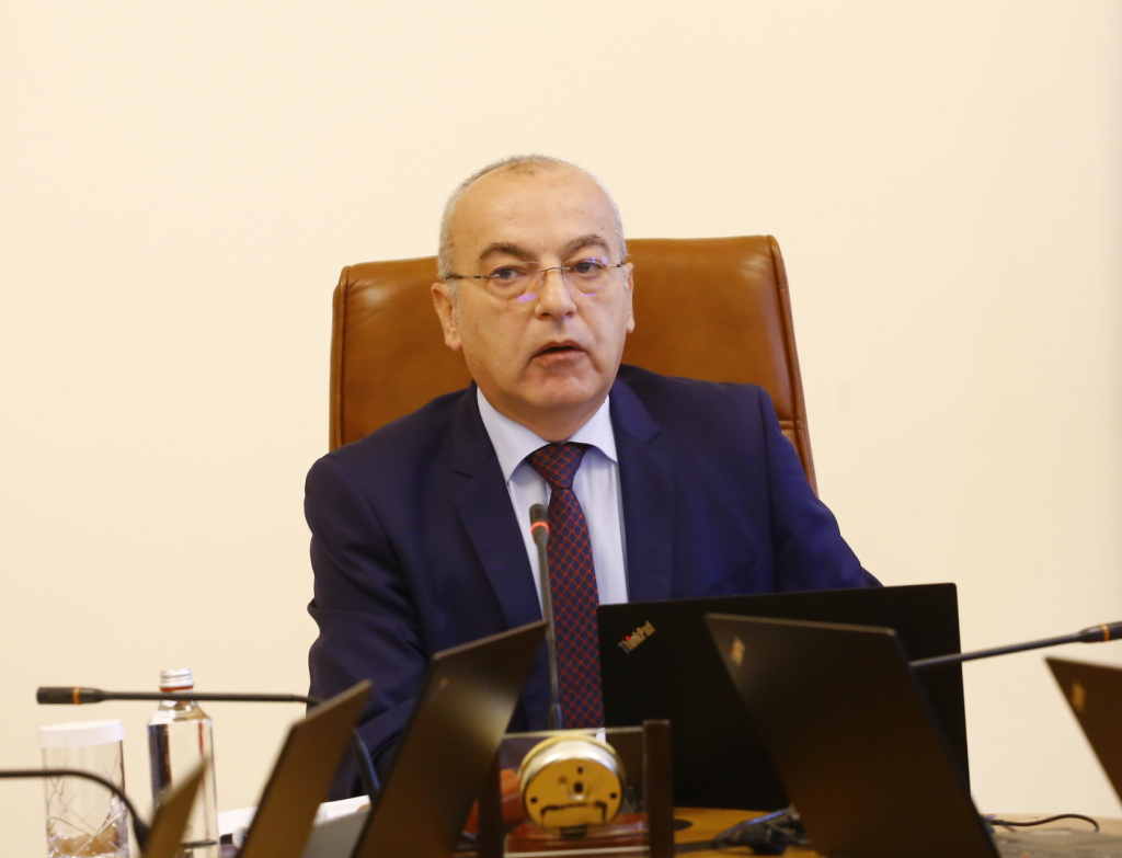 Донев коментира драмата с дечица от сръбския автобус на "Тракия" БЛИЦ TV