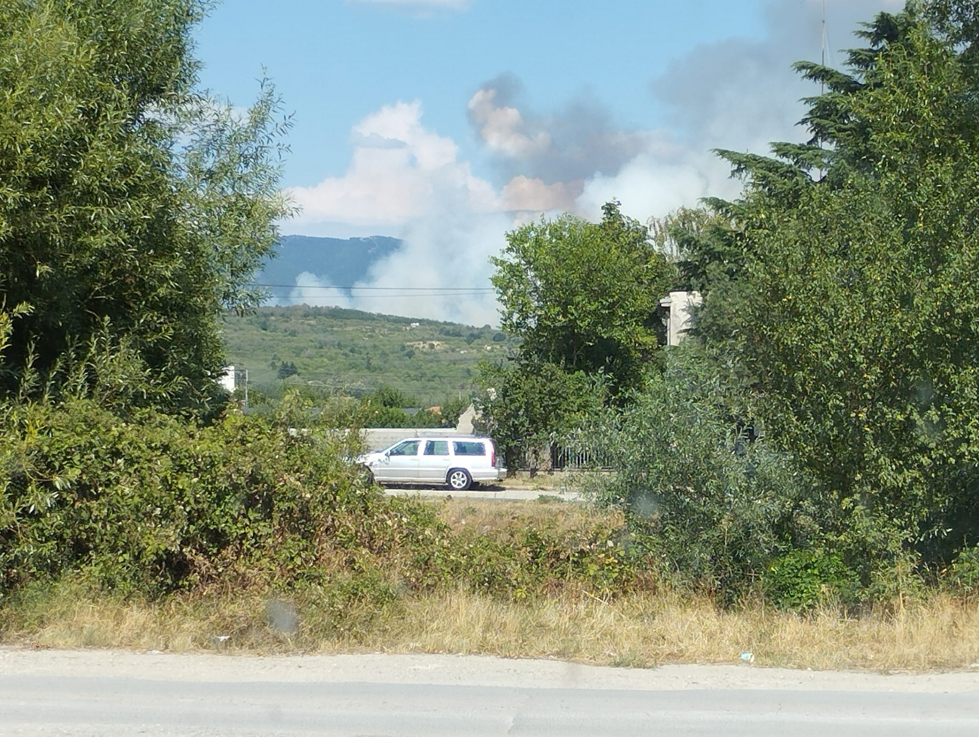 Огнен ад на военния полигон „Тюлбето“ СНИМКИ 