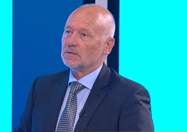 Тагарев не може да намери военни, пропагандата била виновна