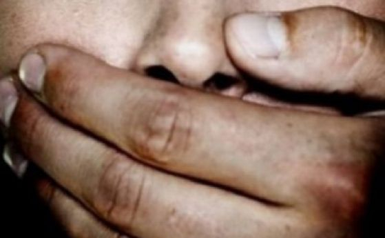 44-г. изверг направи нещо много гнусно с малко момиченце в Кърджали