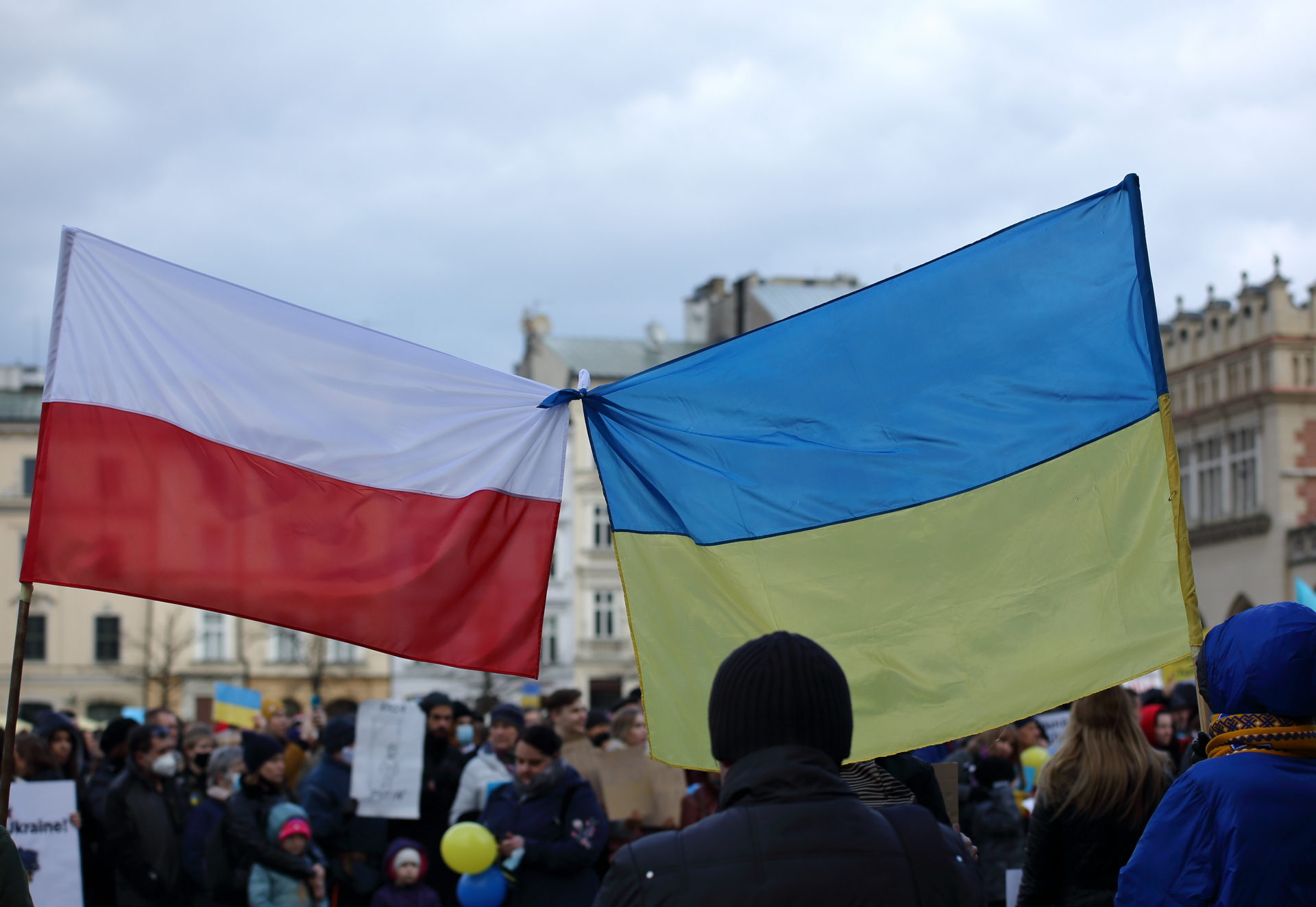 Ново 20 в скандала между Полша и Украйна за оръжието и зърното, Дуда обяви, че...