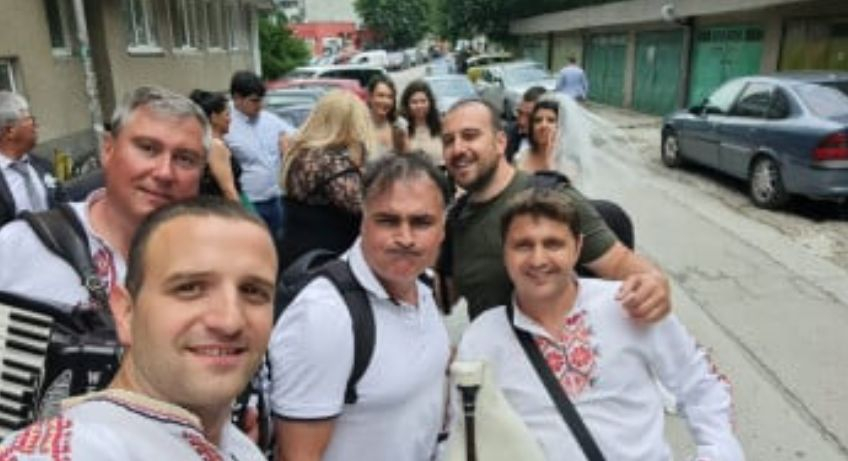 Как се роди атомната бомба с Васко Жабата и Цеца Мецата СНИМКИ