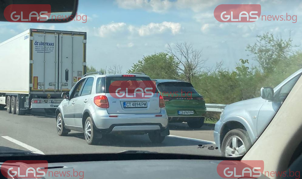 Меле на АМ „Тракия“! Нагли шофьори хитруват, но тираджии им дадоха урок ВИДЕО