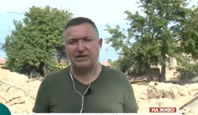 Кметът на Карлово: Щетите от потопа са огромни, пострадали са над 400 къщи ВИДЕО