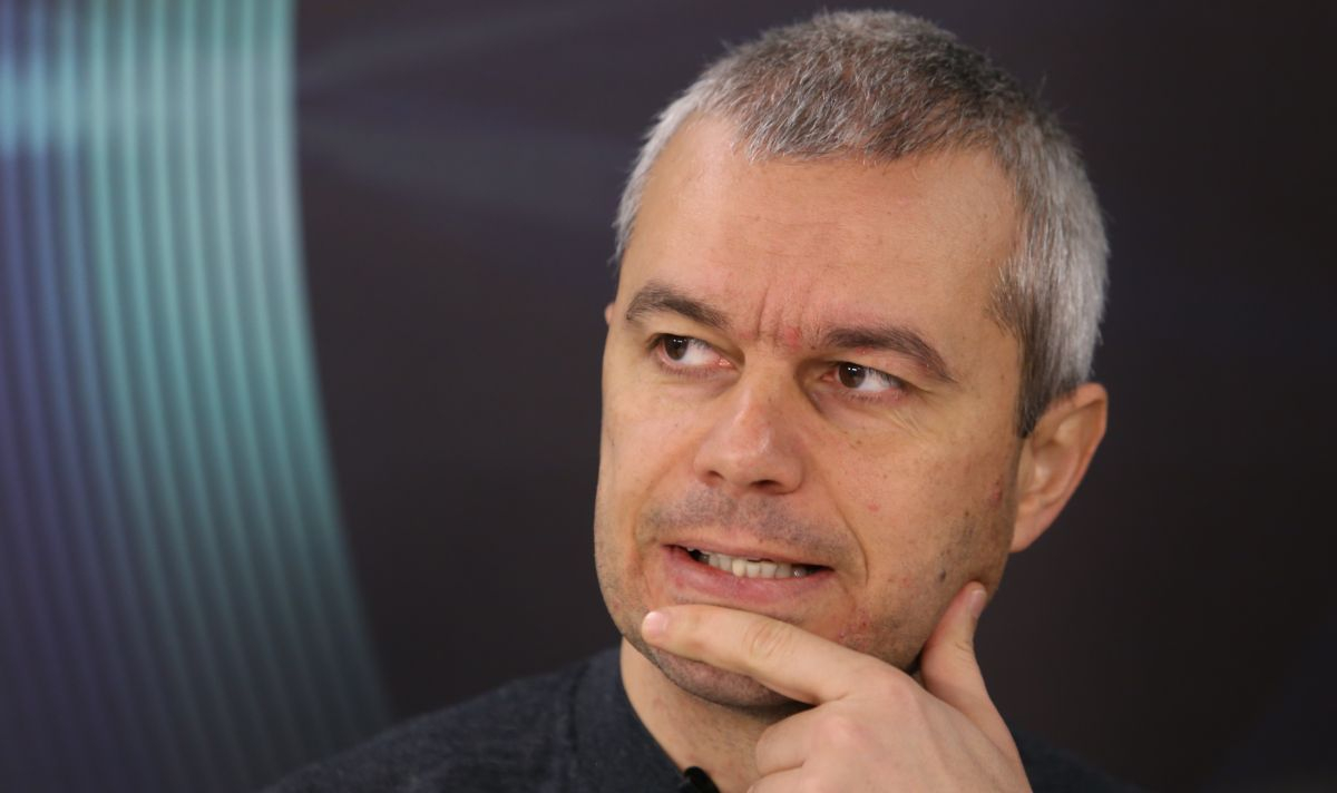 Костадинов: Късането на отношенията с Русия е национално предателство