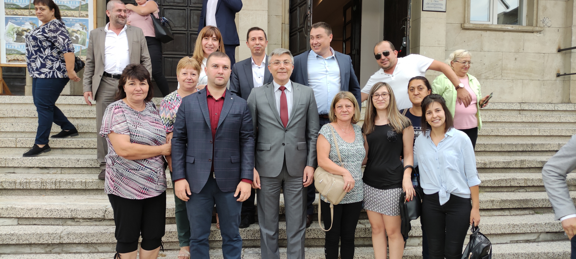 Мустафа Карадайъ в Разград: Областният управител гази демокрацията