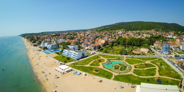 Бизнесмени от морето разкриха защо се провали сезонът, такива летовници не е имало досега, а...