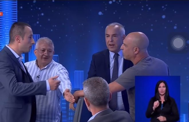 Скандалът се разгаря! Биткаджите от "Панорама" проговориха за екшъна, стигнало се до полиция ВИДЕО