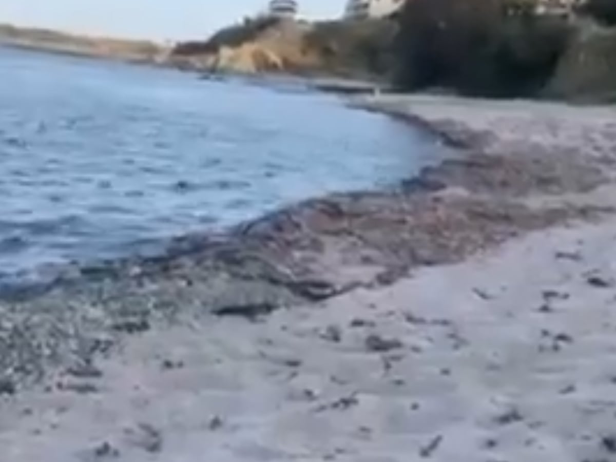 Уникално ВИДЕО от морето показва какъв невиждан феномен се е случил в Бургаско минути преди адската буря 