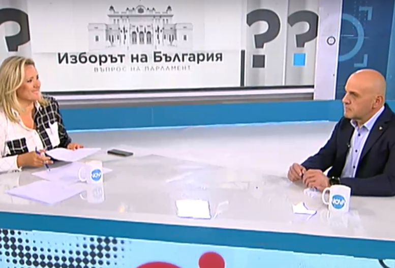 Лора Крумова посрещна Томислав Дончев с виц за Борисов и Елизабет II, той я попари с тези думи 