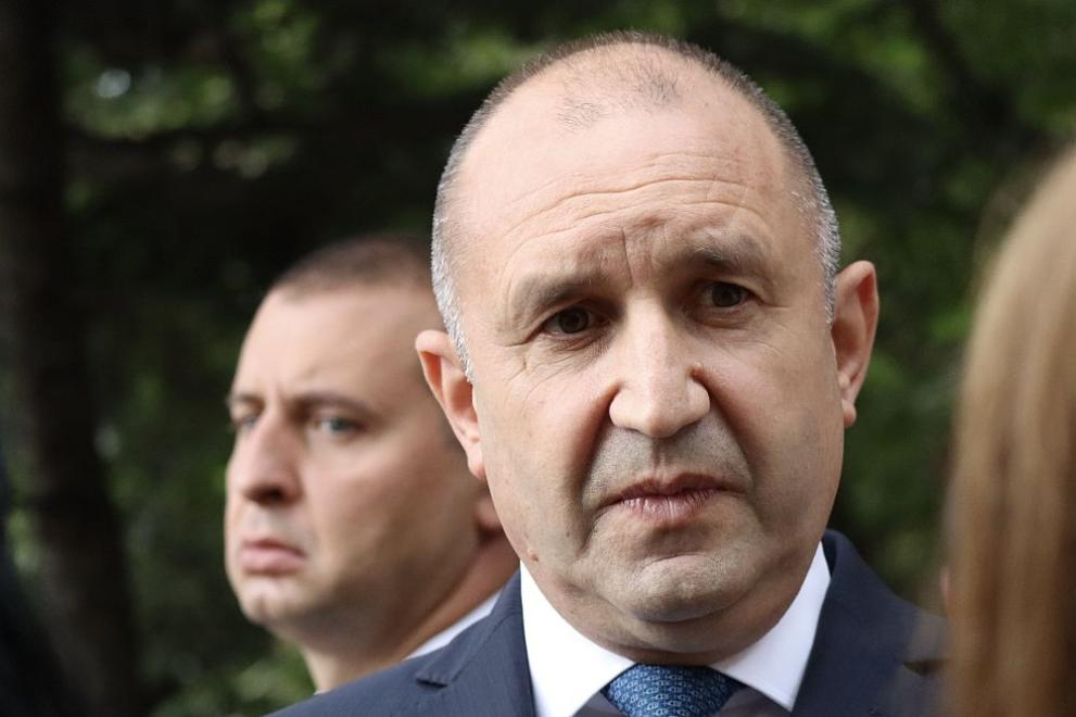Радев ще участва в траурната церемония за погребението на кралица Елизабет II