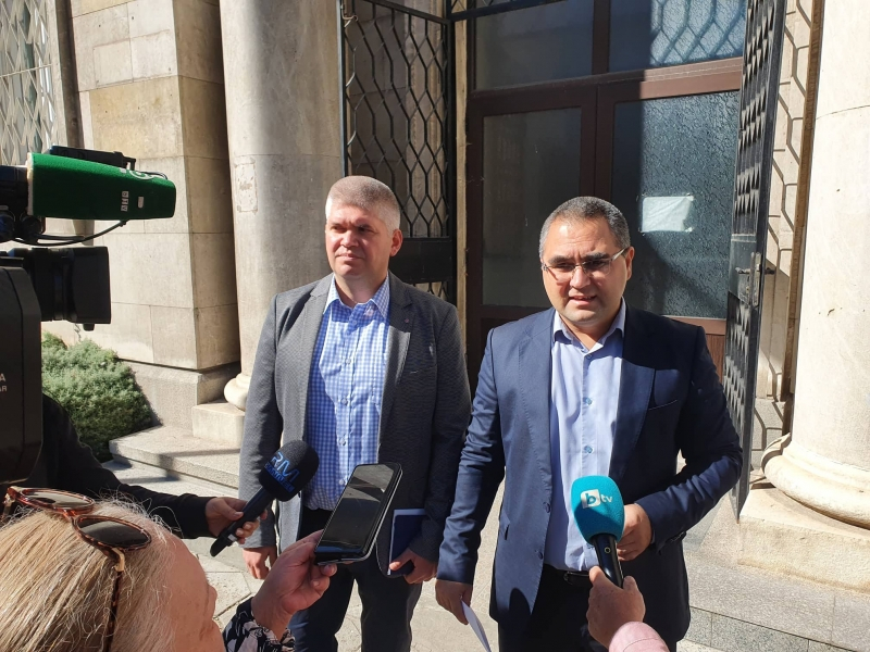 Ужасяващи разкрития за трагедията във Врачанско! Убиецът гръмнал приятеля си пред очите на семейството му