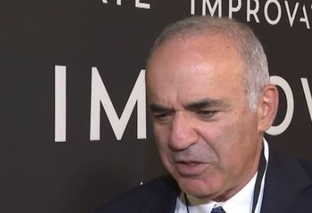 Гари Каспаров: Путин се готви за възстановяване на Съветския съюз ВИДЕО