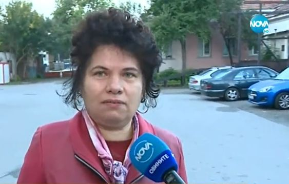 Колеги на битата сестра: Била е удряна и ритана на пода 