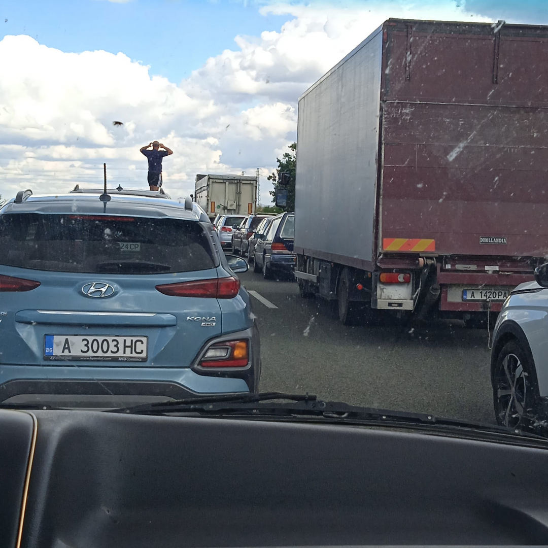 Ужас на АМ „Тракия“! Положението е страшно, а движението е парализирано СНИМКИ