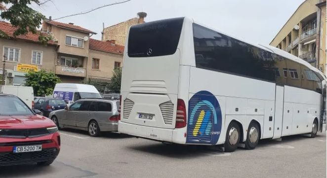 Куриоз! 19-годишен трафикант, гонил се с ченгета на "Тракия", избяга от ареста 