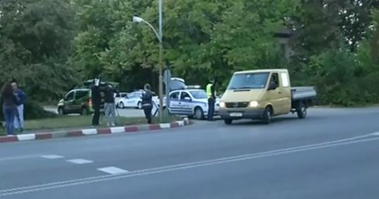 Спецакция скова Добрич! Има много арестувани, ето какво се случва ВИДЕО