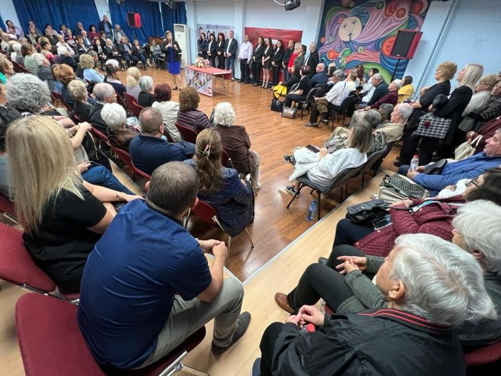 Нинова в Пазарджик: БСП в следващото управление е гарант за повишаване на доходите