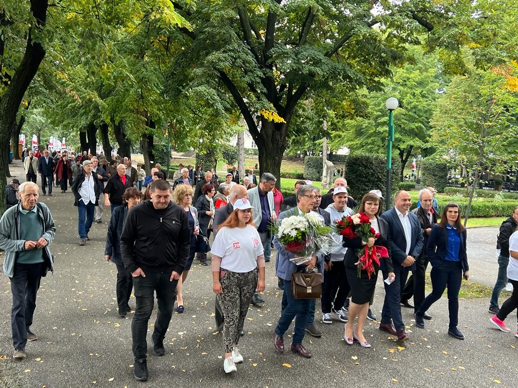 Нинова във Видин: Бойко плаши, че няма да има пари за пенсии. Няма, ако ги дадете с Радев за нови самолети