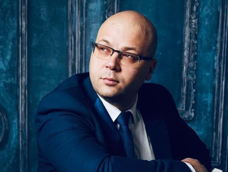 Бившият депутат Юлиян Ненчев: Политиката е краста, още от малък... 