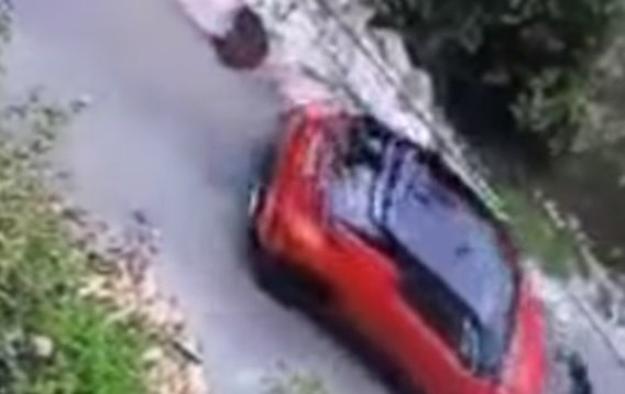 Шокиращо ВИДЕО 18+ с шофьорка и невинната ѝ жертва в Смолян