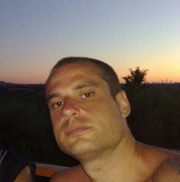 Само в БЛИЦ: Майцеубиецът от Пазарджик правил нечувани жестокости като дете СНИМКА 