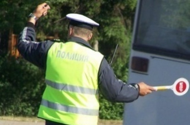 Шофьор счупи дрегера в Бургас, седнал зад волана със...